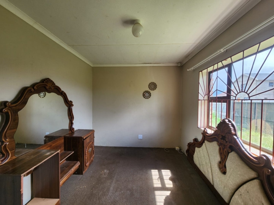 2 Bedroom Property for Sale in Levallia Western Cape